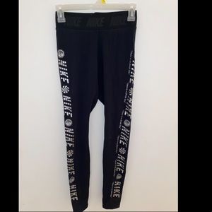 Nike leggings
